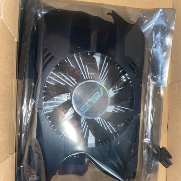 Used :ASUS GTX 650 1gb Graphics Card NVIDIA GTX650 GPU Video Card 